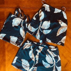 Banana Republic Blue and Cream Leaf Print Pajama Set